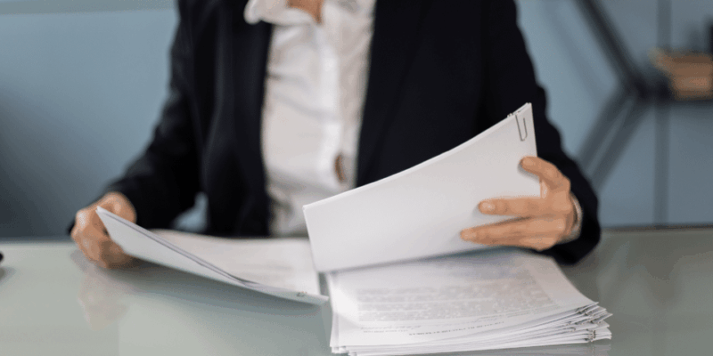 Condiciones laborales: sueldos y beneficios sociales